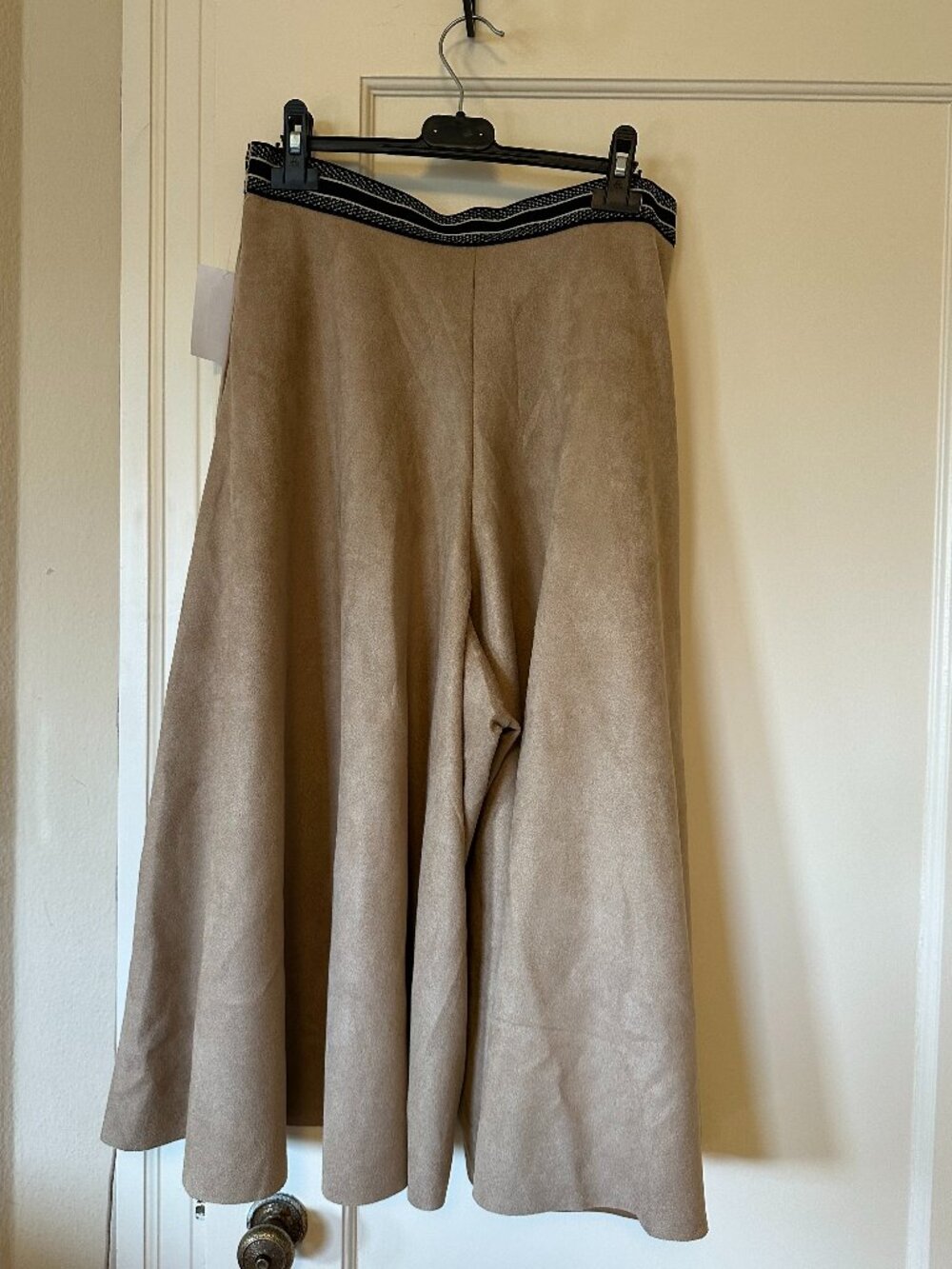 Halogen Faux Suede Wide Leg Culotte/Skirt/ Womens M NWT
